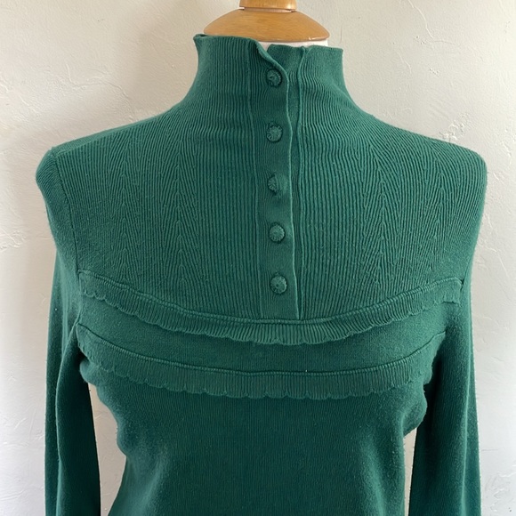 Vintage Green Long Sleeve Button Cuff Turtle Neck Button Front Pull Over Sweater - Picture 2 of 8
